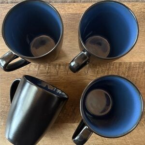 Gibson Black & Blue Mug Set